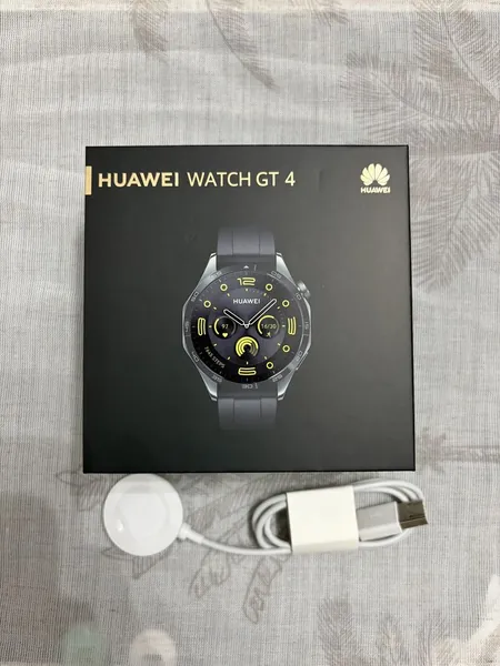 Huawei Watch GT 4 otel stare bun