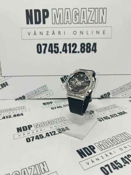 Casio G-Shock GM-110 otel stare bun