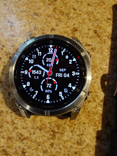 Garmin Fenix 8 Pro titan stare bun