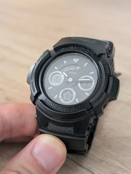 Casio G-Shock AW-591BB plastic stare bun