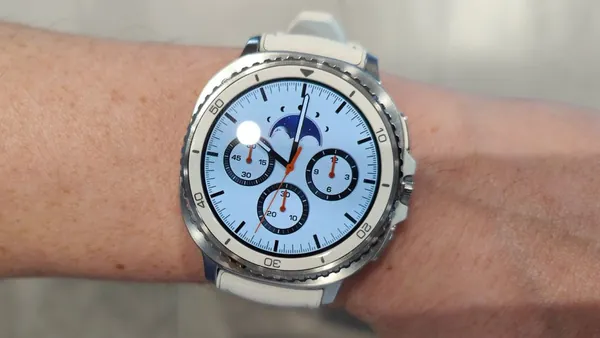 Samsung Galaxy Watch 8 Classic otel stare bun