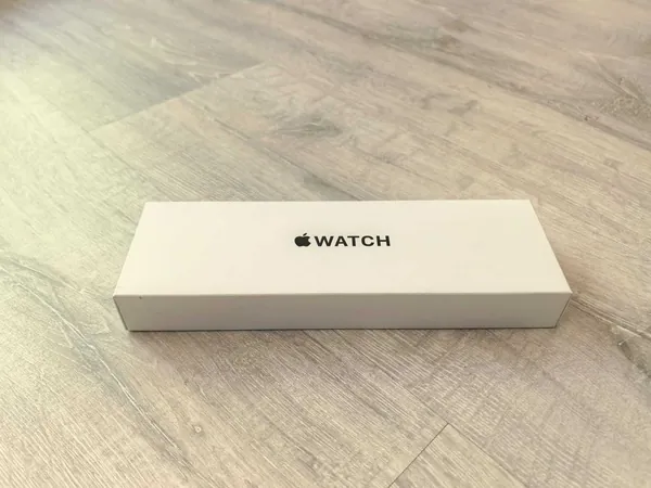 Apple Watch SE 3 aluminiu stare bun