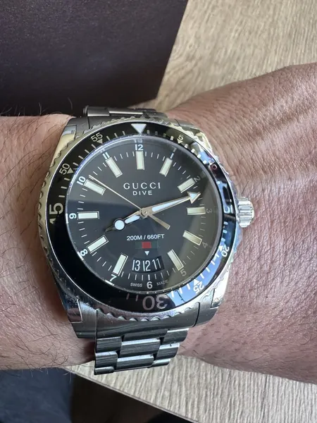 Gucci Dive otel stare bun