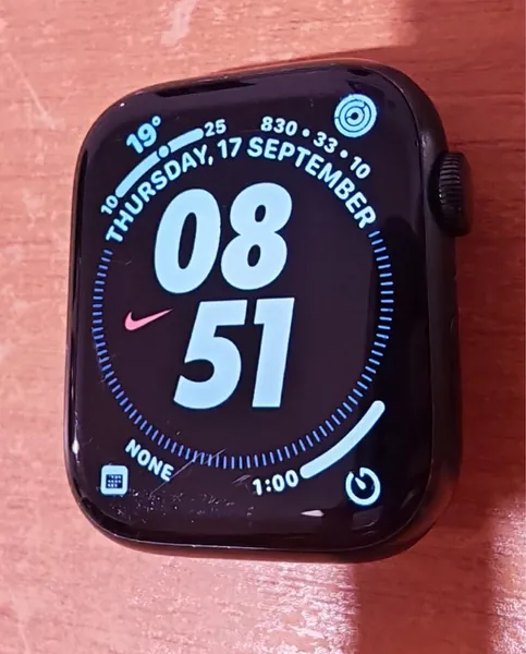 Apple Watch Series 7 aluminiu stare bun