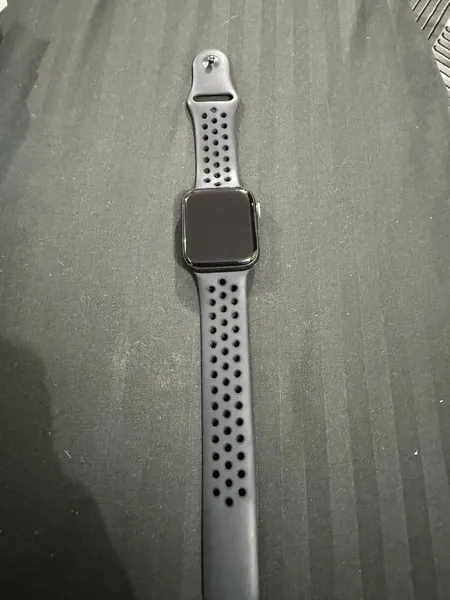 Apple Watch Series 6 aluminiu stare bun