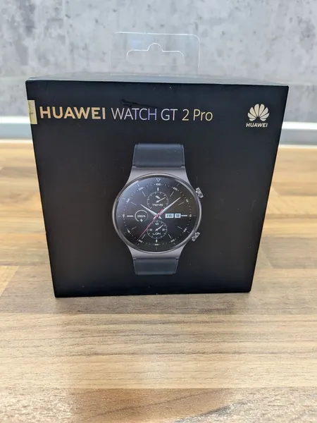 Huawei Watch GT 2 Pro titan stare bun