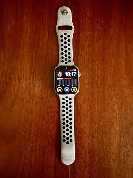 Apple Watch Series 7 aluminiu stare bun