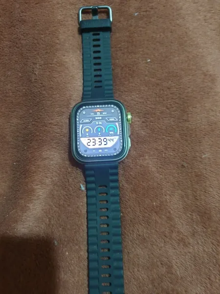 Huawei Watch Fit 4 Pro titan stare bun
