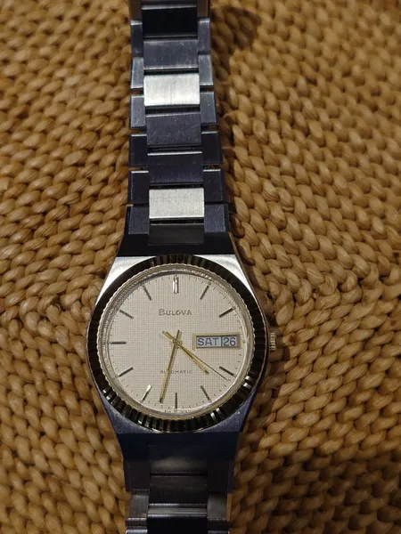 Bulova Oyster Day Date 4433906 otel stare bun