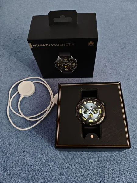 Huawei Watch GT 4 otel stare bun