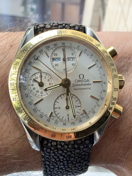 Omega Speedmaster Triple Date 3321.30 otel stare bun