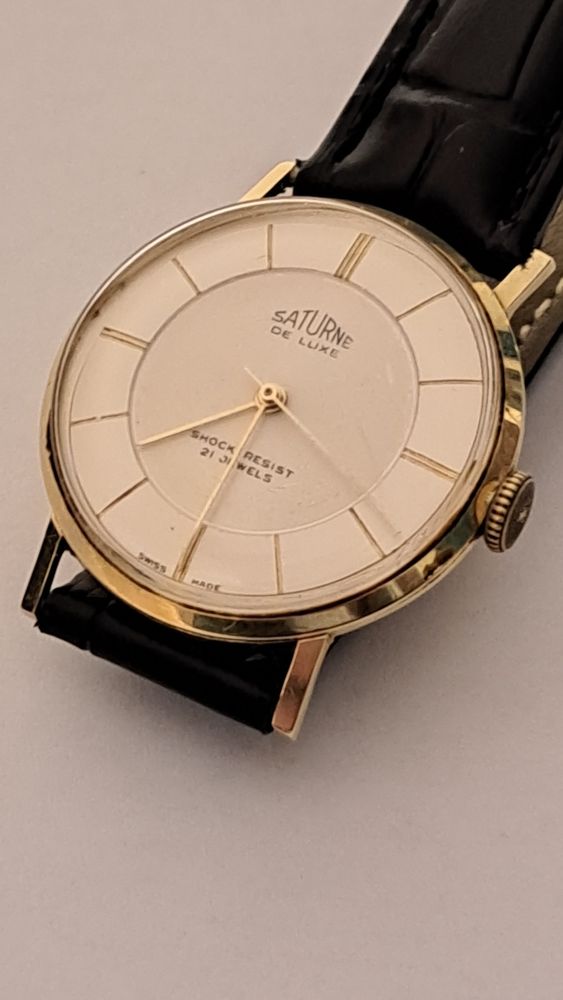Saturne De Luxe aur stare excelent