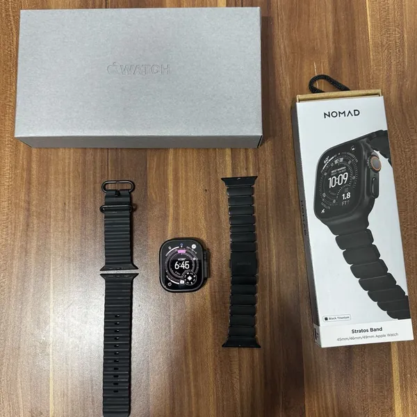 Apple Watch Ultra 3 titan stare bun