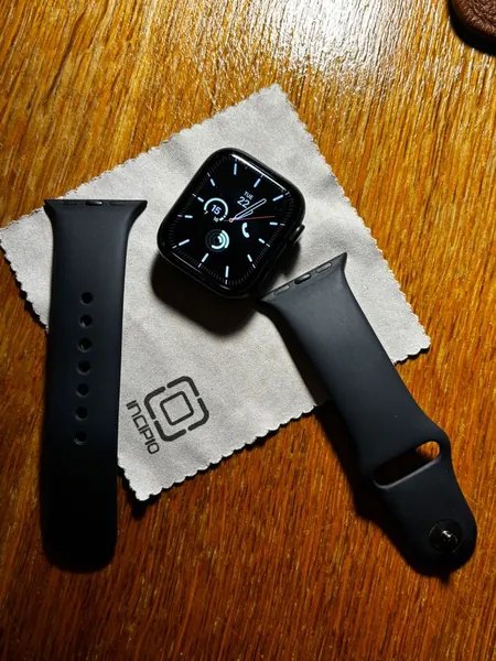Apple Watch Series 8 aluminiu stare bun