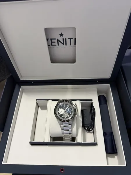 Zenith Chronomaster Sport El Primero otel stare bun