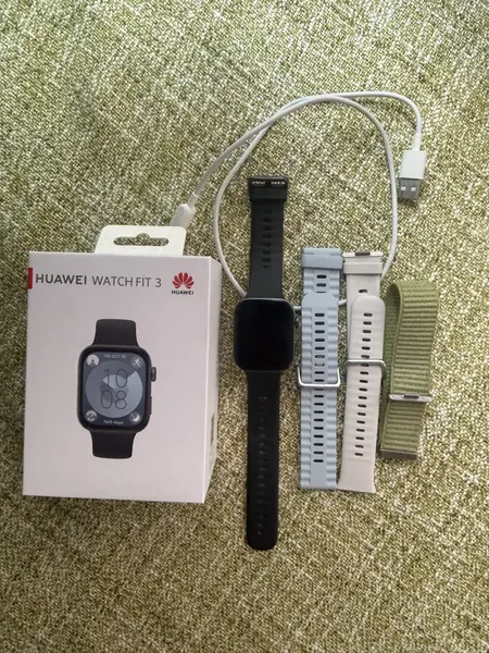 Huawei Watch Fit 3 stare bun