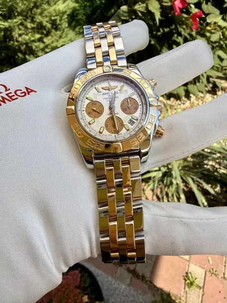 Breitling Chronomat 41 CB0140 aur stare bun