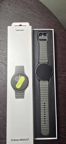 Samsung Galaxy Watch7 aluminiu stare bun