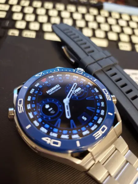 Huawei Watch Ultimate Blue Edition stare nou