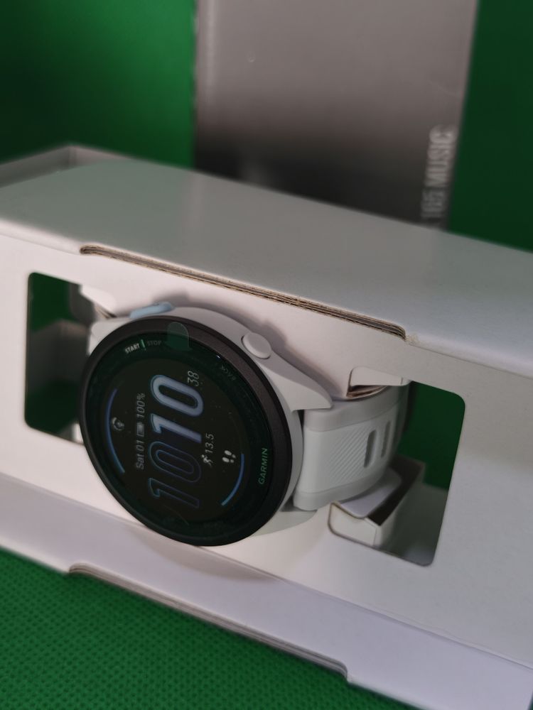 Garmin Forerunner 165 Music plastic stare nou