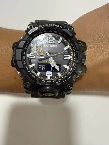 Casio Mudmaster GWG-1000 GWG-1000 plastic stare excelent