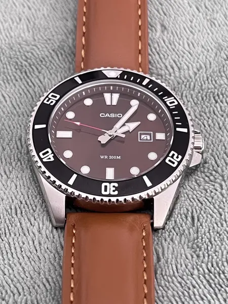 Casio Duro MDV-107 Black Dial Leather Strap MDV-107 oțel stare bun
