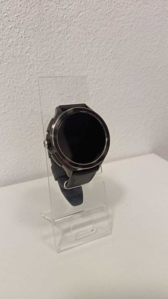 Xiaomi Watch 2 Pro otel stare excelent