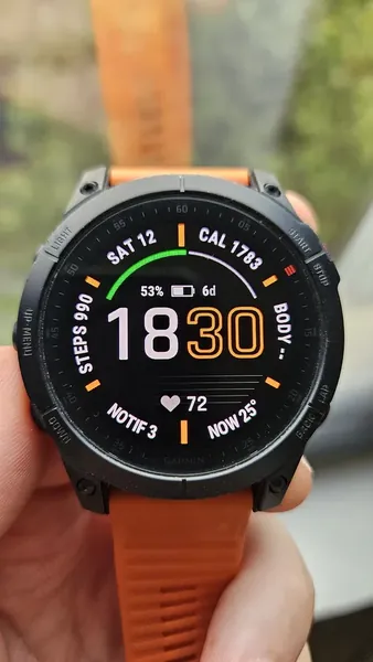 Garmin Epix Gen 2 Sapphire Titanium titan stare bun