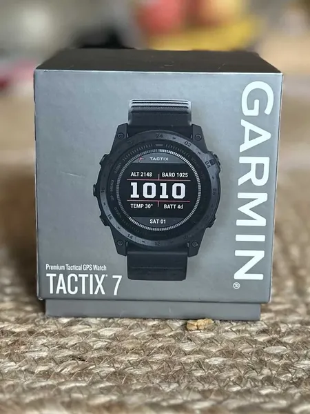 Garmin Tactix 7 Sapphire titan stare bun