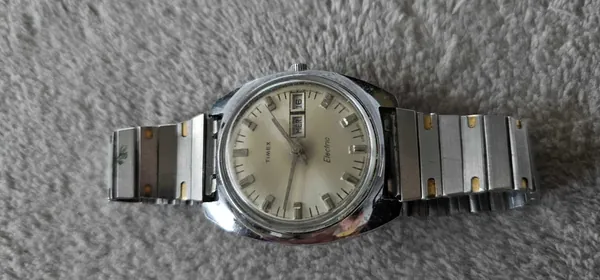 Timex Electro Day-Date Retro oțel stare bun