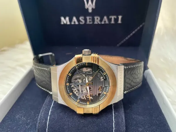 Maserati Automatic Skeleton Potenza Two-Tone R8821108011 oțel stare bun