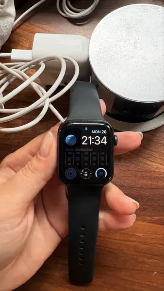 Apple Watch SE Space Gray A2352 aluminiu stare bun