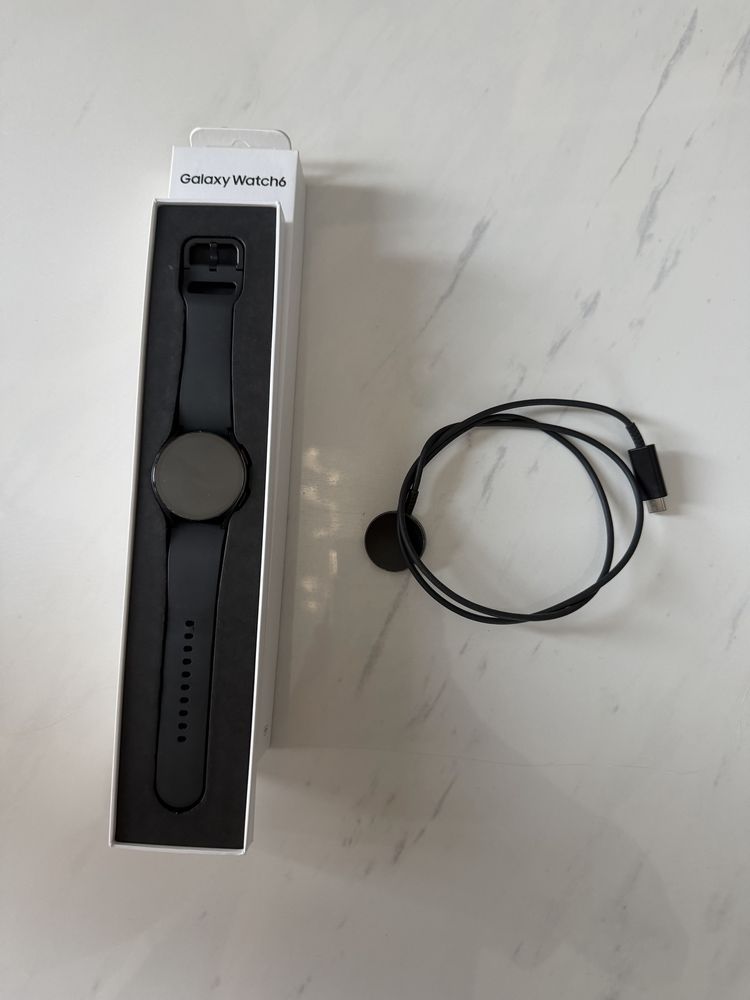 Samsung Galaxy Watch 6 aluminiu stare excelent