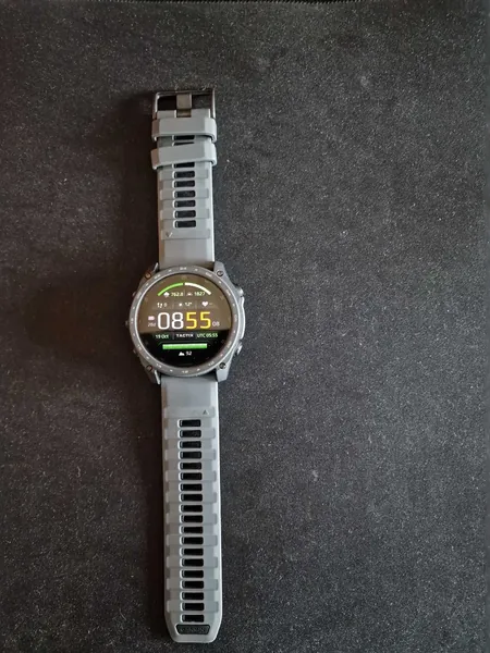 Garmin Tactix 8 AMOLED Sapphire Cerakote Slate Gray stare bun
