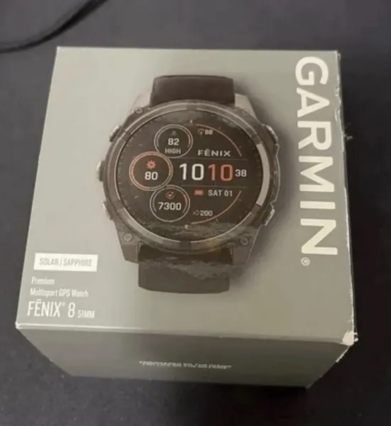 Garmin Fenix 8 Solar Sapphire stare bun