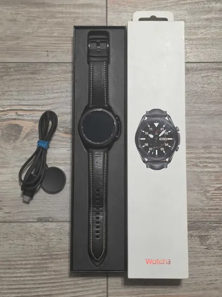 Samsung Galaxy Watch 3 stare bun