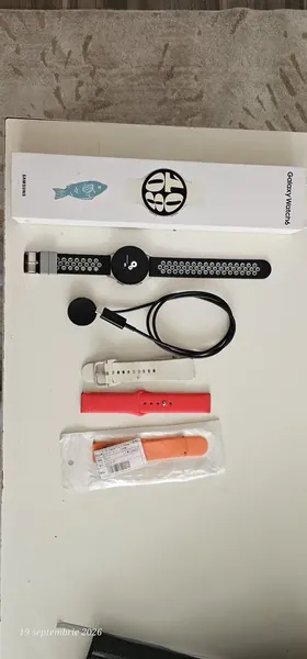 Samsung Galaxy Watch 6 stare bun