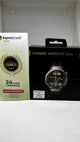 Huawei Watch GT 5 Pro stare bun