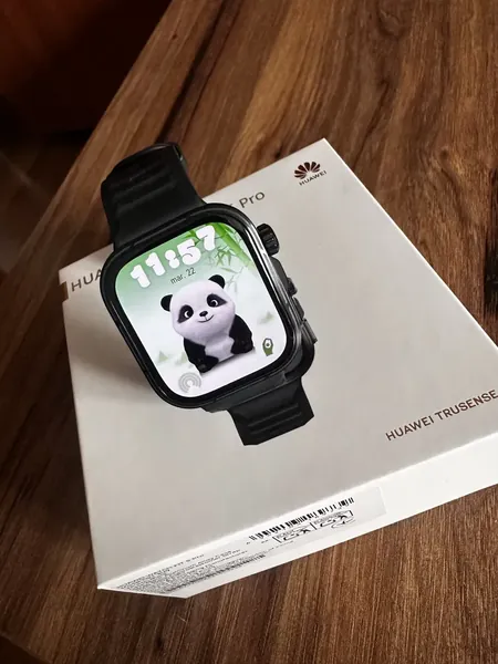 Huawei Watch Fit 5 Pro Black alt material stare bun