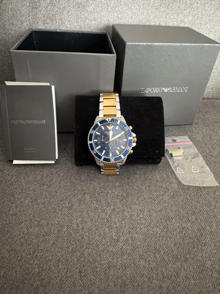 Emporio Armani Chronograph Two-Tone Blue Diver oțel stare bun