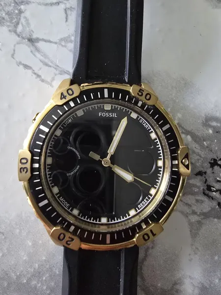 Fossil Chronograph Analog-digital, bezel auriu oțel stare bun