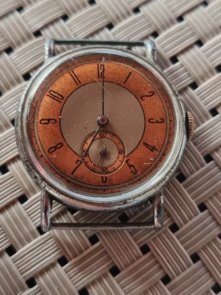 Fără marcă Vintage Cadran bicolor portocaliu, secundar la 6 oțel stare bun