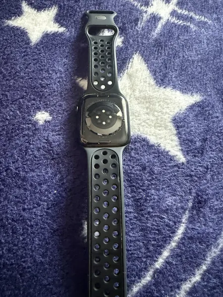 Apple Watch Series 9 45 mm GPS, midnight aluminiu stare excelent