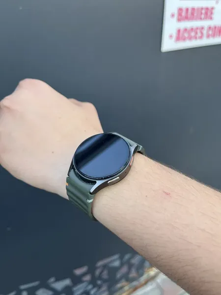 Samsung Galaxy Watch 7 Curea verde aluminiu stare excelent