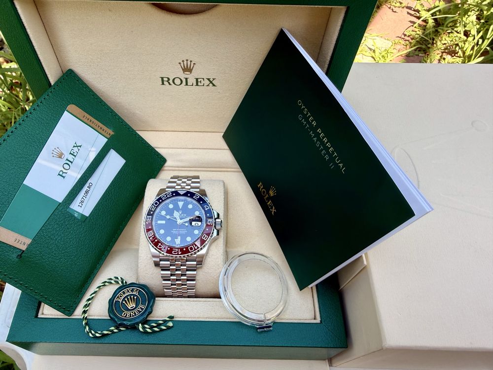 Rolex GMT-Master II Pepsi Jubilee 126710BLRO otel stare excelent
