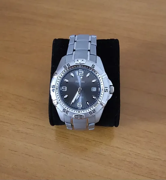 Festina F16169 Cadran gri, bezel rotativ 16169 oțel stare nou