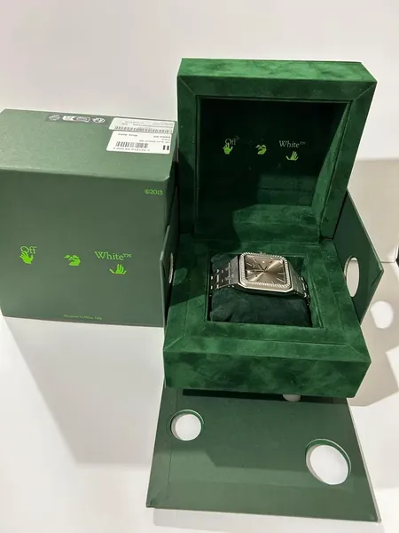 Off-White Off Auto Silver titan stare nou