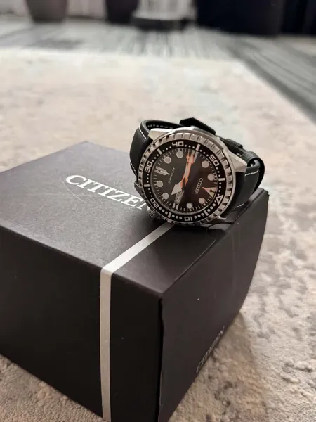 Citizen Automatic 21 Jewels Diver Black NH8380-15E oțel stare nou