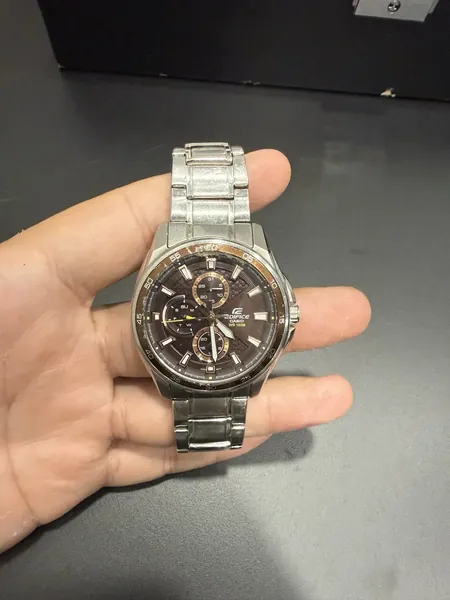 Casio Edifice Multifunction WR 100M stare bun