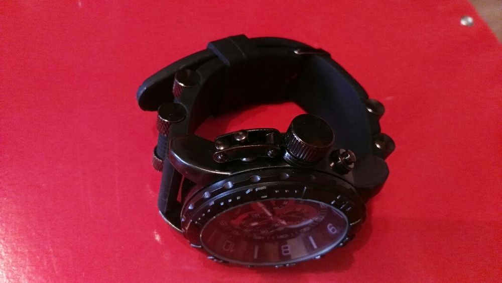 Super Speed V6 Oversized Military Chronograph-Style plastic stare nou